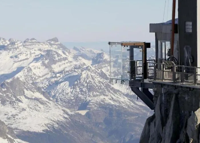 B Village Apartament *