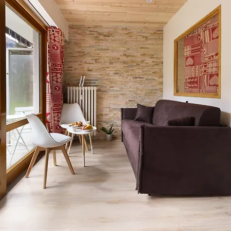 B Village Apartman *